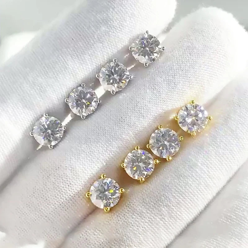 Armonia Milano — Vera Luce Moissanite Studs (0.5ct–2ct)