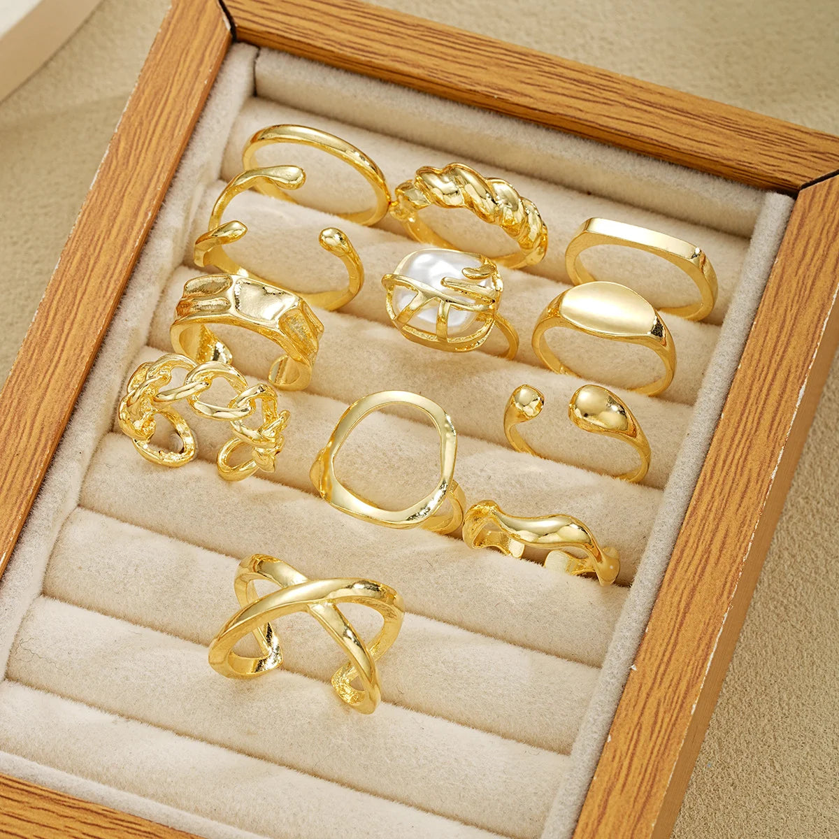 Armonia Milano “Libertà” 12-Piece Geometric Ring Set