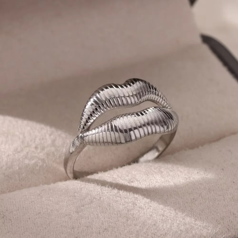 Armonia Milano “Vittoria” Bullet Ring