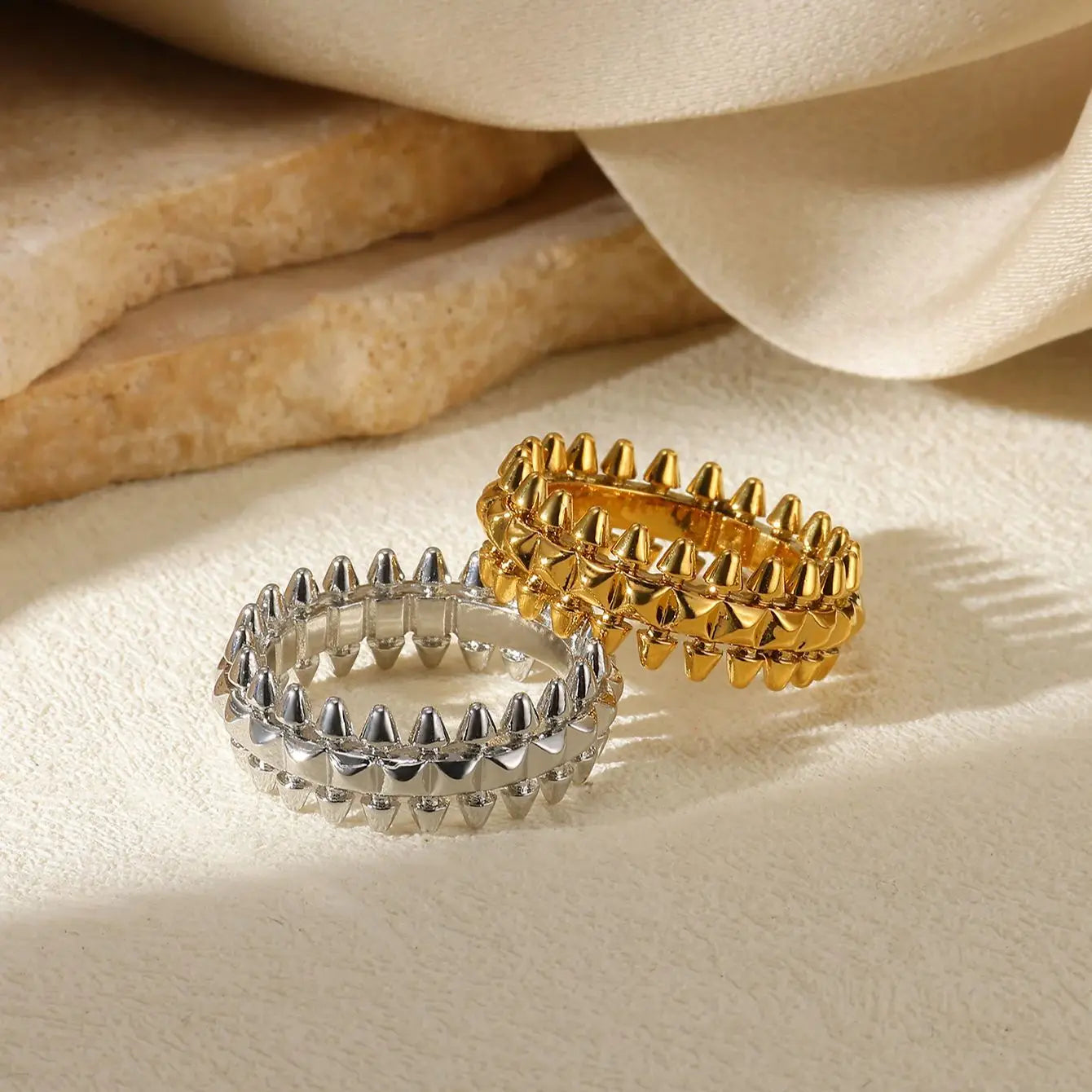 Armonia Milano “Vittoria” Bullet Ring