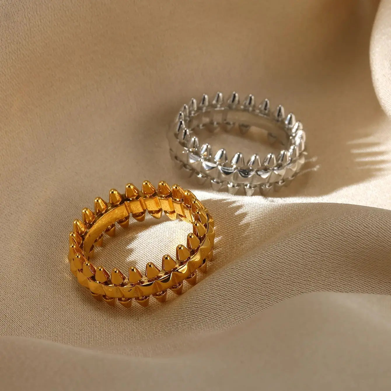 Armonia Milano “Vittoria” Bullet Ring