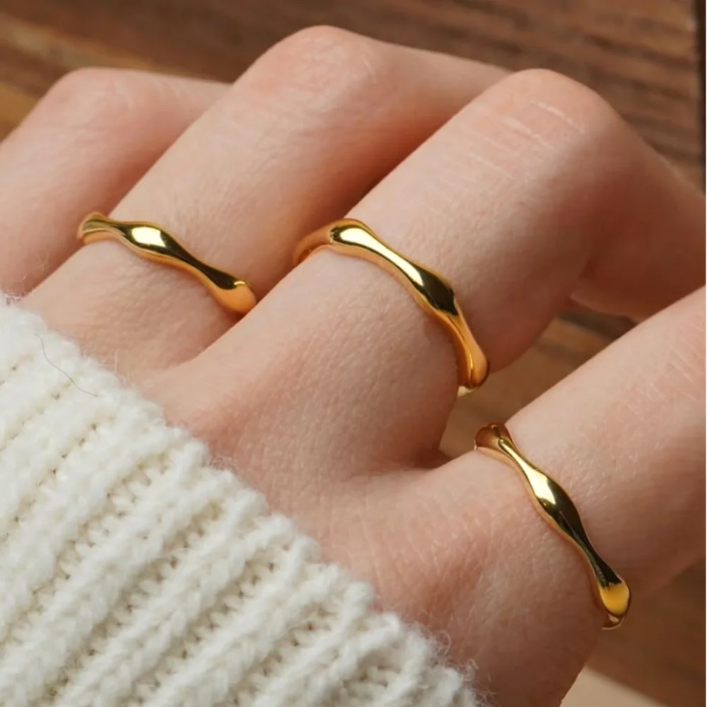 Armonia Milano “Onda” Ripple Ring Set