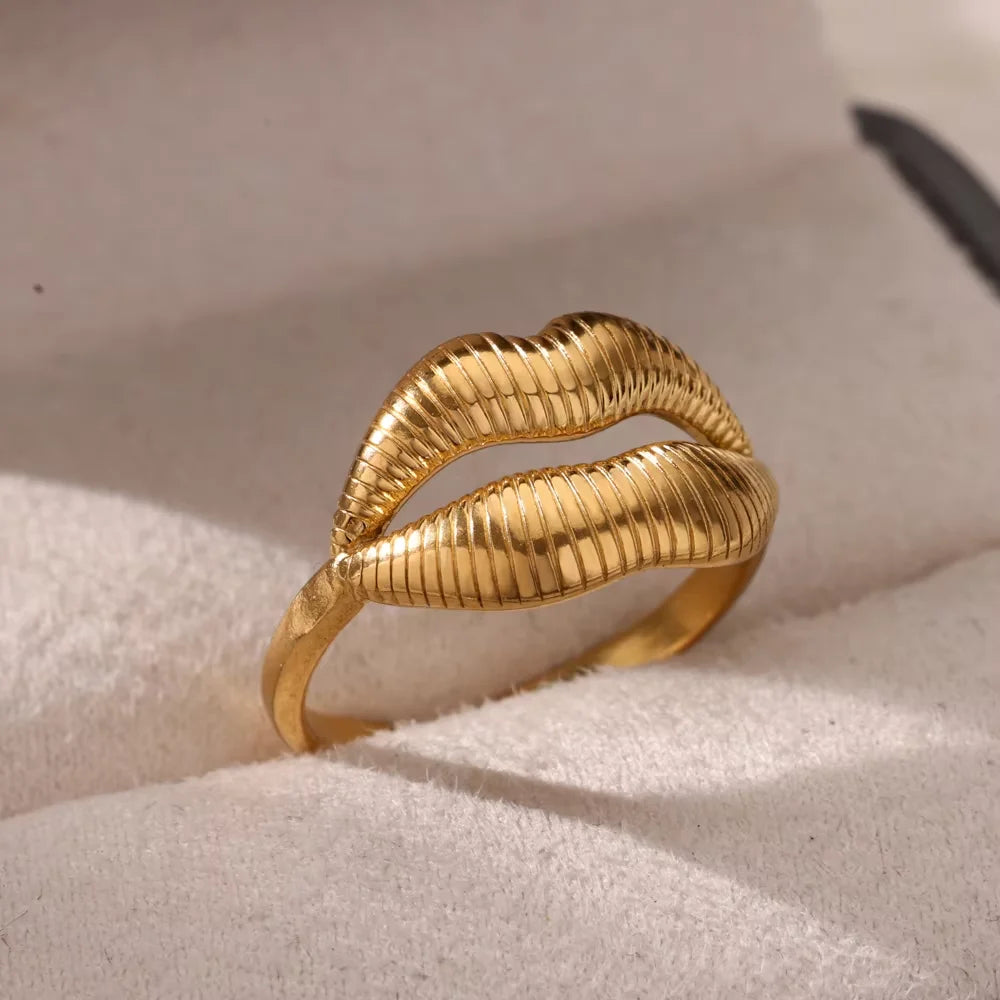 Armonia Milano “Vittoria” Bullet Ring