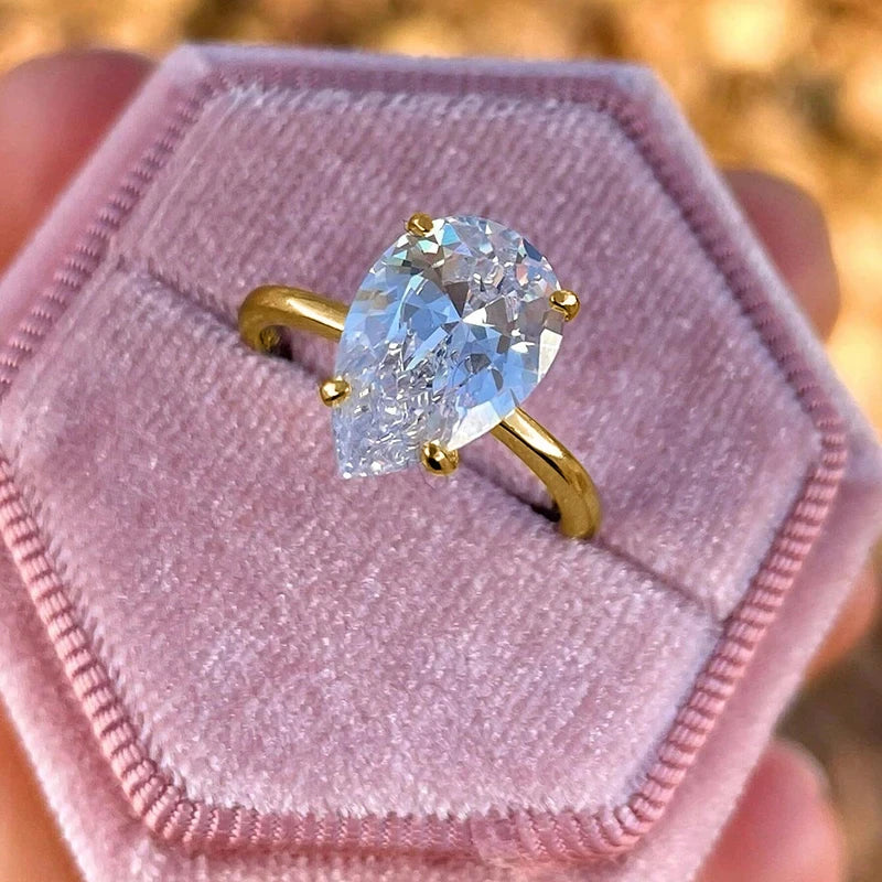 Armonia Milano “Luce” Pear-Cut Zircon Ring